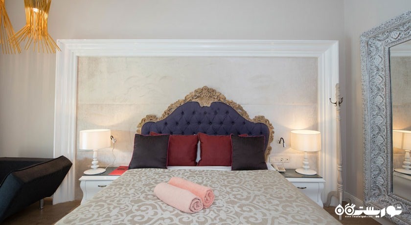 تخت بزرگ سوئیت هتل